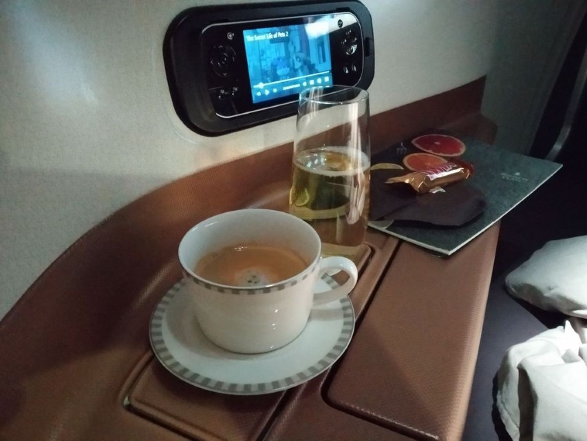 vft_tr_papierflieger_6ykn6.jpg
